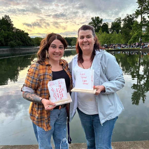 Meet your Posher, Jacquelyn - Picture 2 of 2